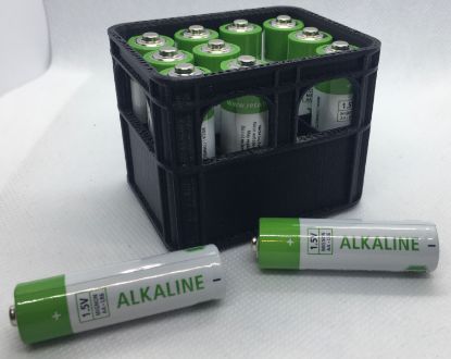 Bild von Batterien AA in Bierkiste