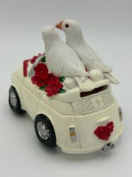 Bild von Sparkasse Hochzeit Auto und zwei Tauben