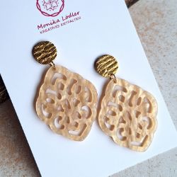 Picture of Ornament-Ohrringe aus Resin - light semolina beige - Stecker rund goldfarbig